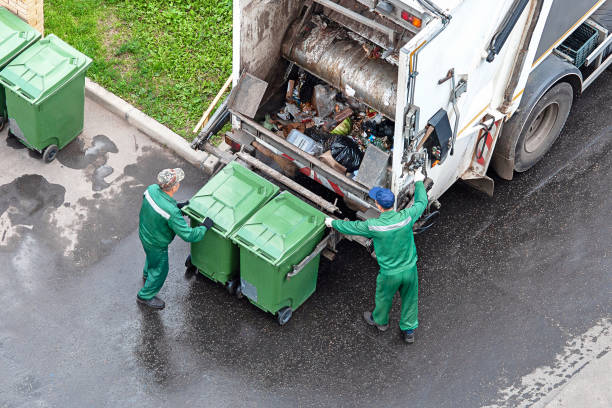 Best Construction Debris Removal  in Le Roy, IL